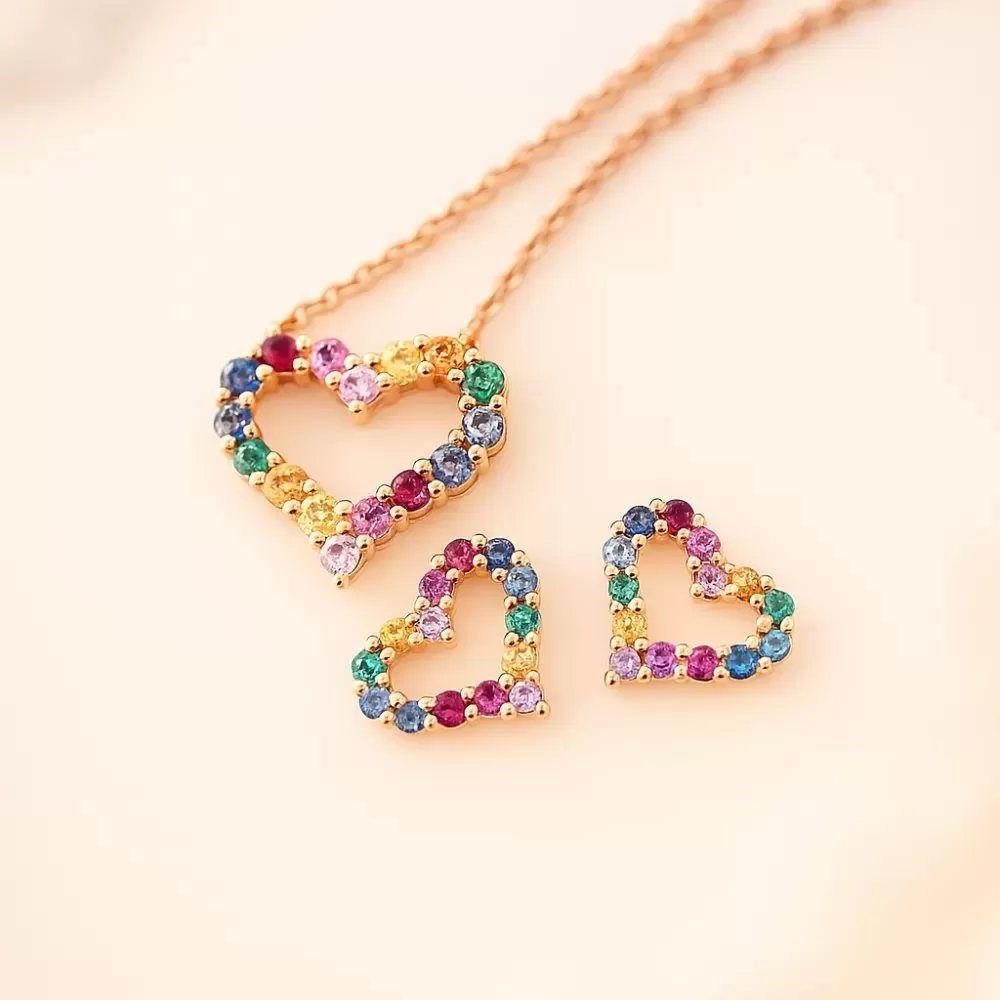 Collar en oro rosa con esmeraldas, rubies y zafiros amarillos, rosa y azules talla brillante.