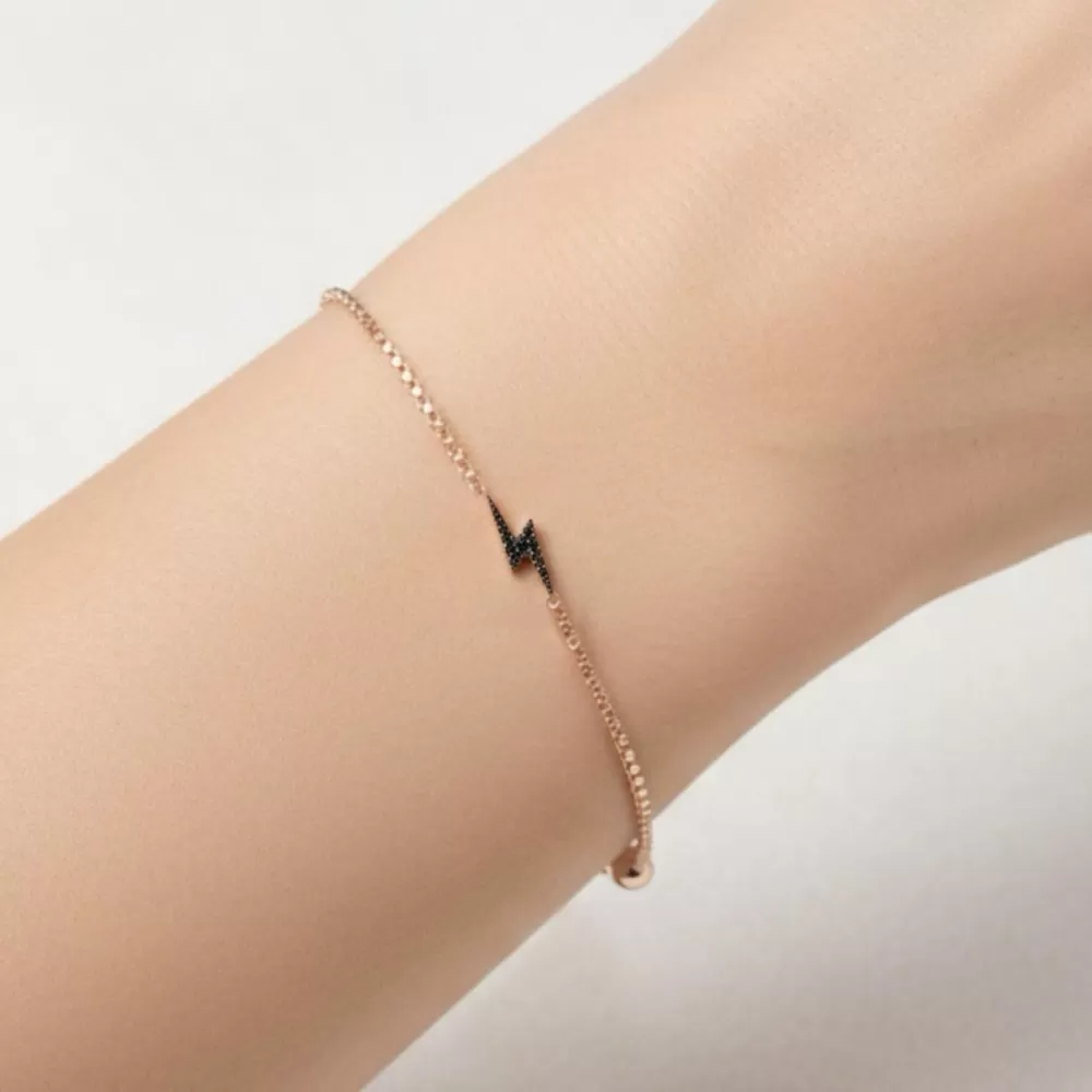 Pulsera en oro rosa con diamantes Fancy Black talla brillante.