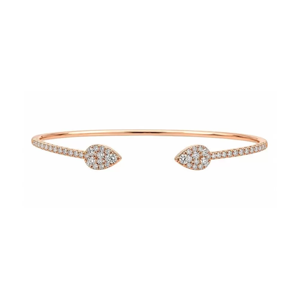 Brazalete en oro rosa con diamantes talla brillante.